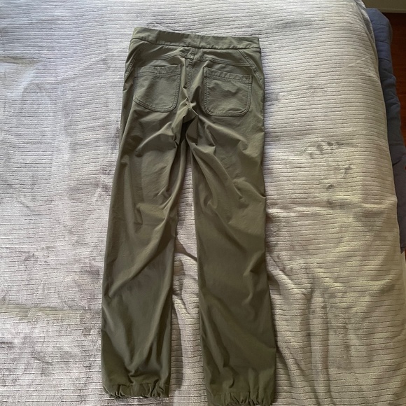 Athleta Wander Straight, 4, Peat - Picture 3 of 5